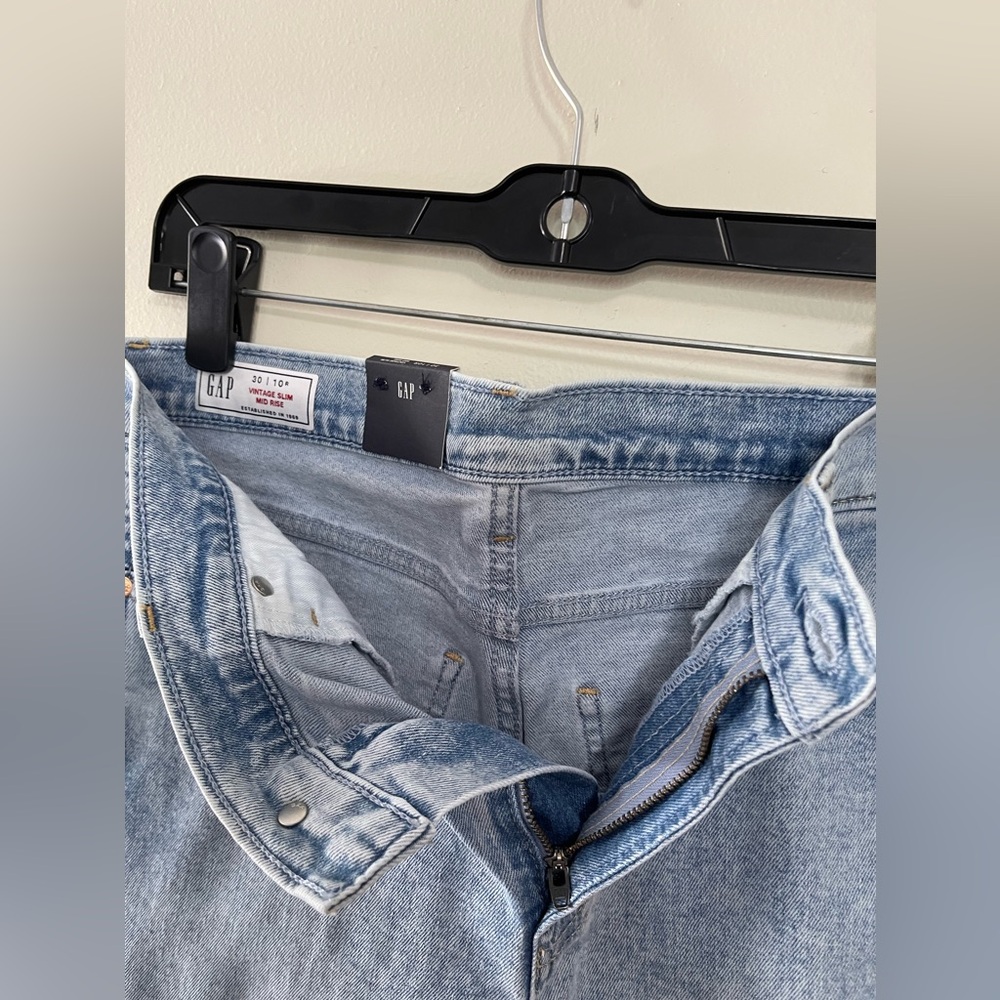 Gap Vintage Slim Mid Rise Slim Stretch Denim Distressed Jeans Pant Size 30. NWT - Picture 14 of 17